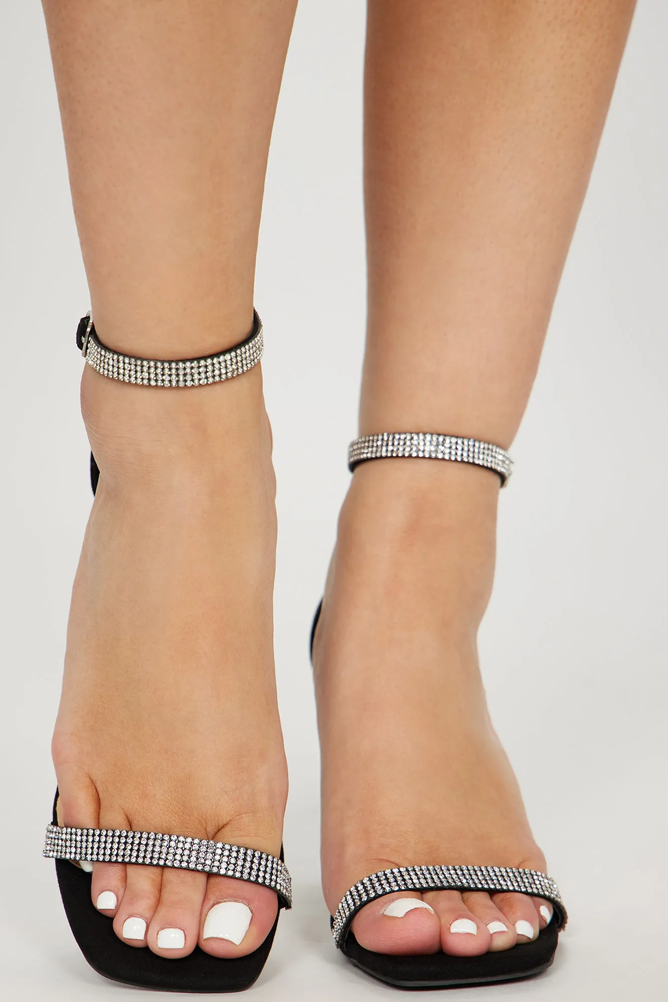 A Bit Flirty Wedges - Black