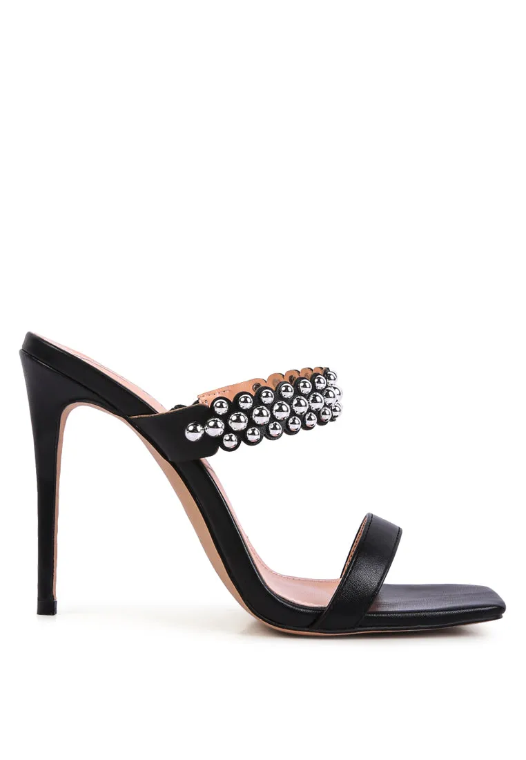 bandy high heel metal ball