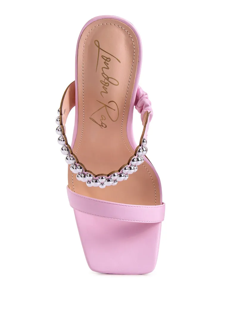 bandy high heel metal ball