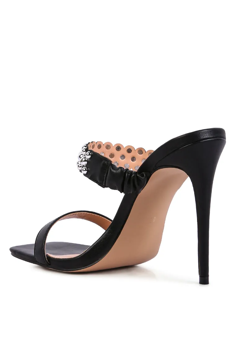 bandy high heel metal ball
