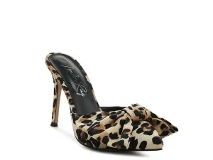 Blue Zone Planet |  Joelle Pump