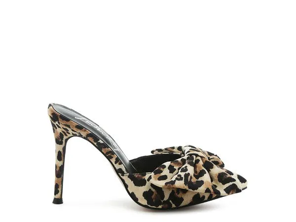 Blue Zone Planet |  Joelle Pump