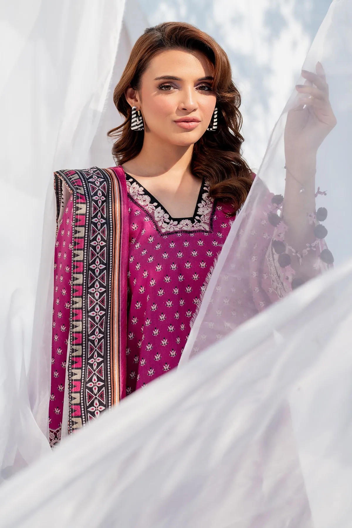 EMBROIDERED VISCOSE SILK UF-4059