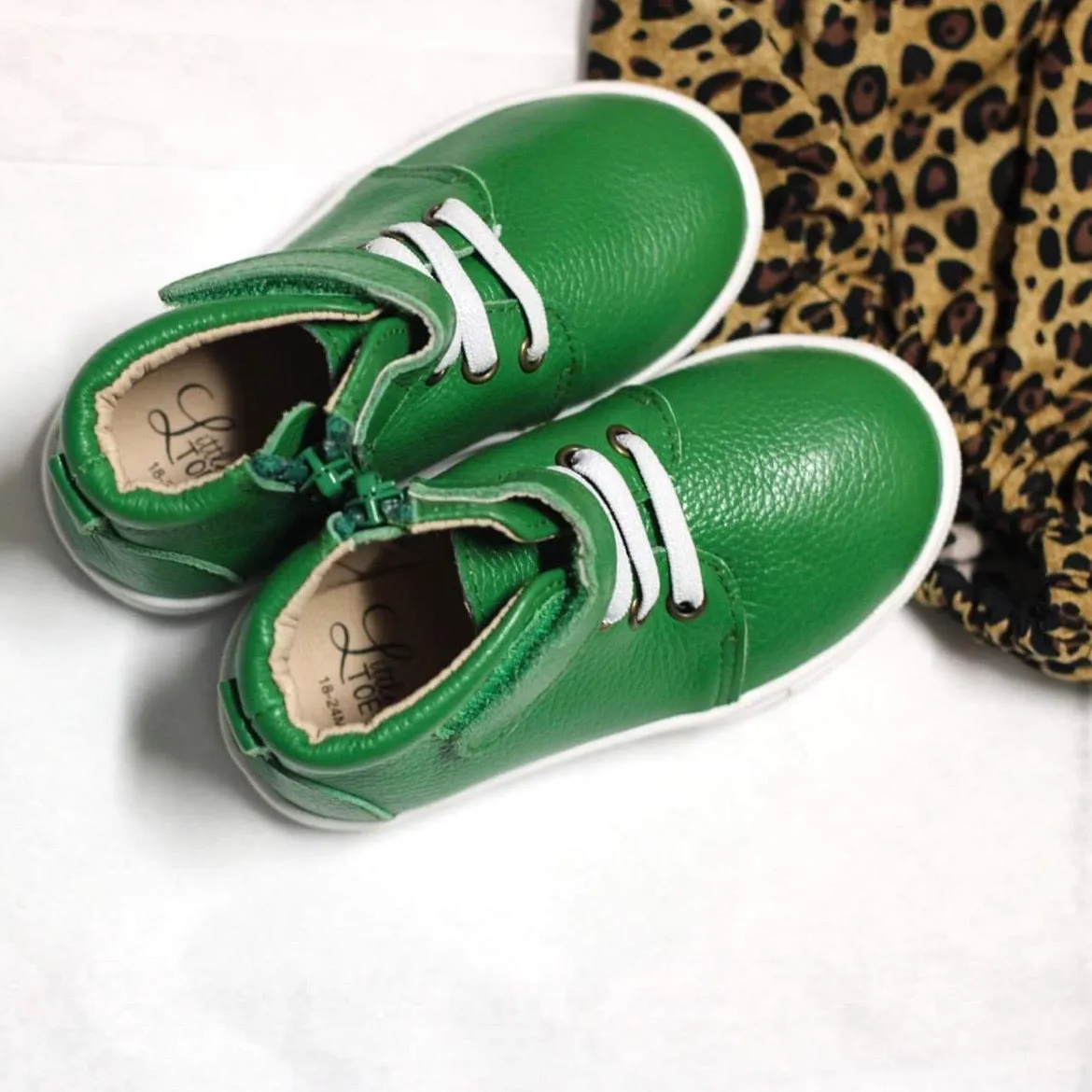 Evergreen High Top Sneaks