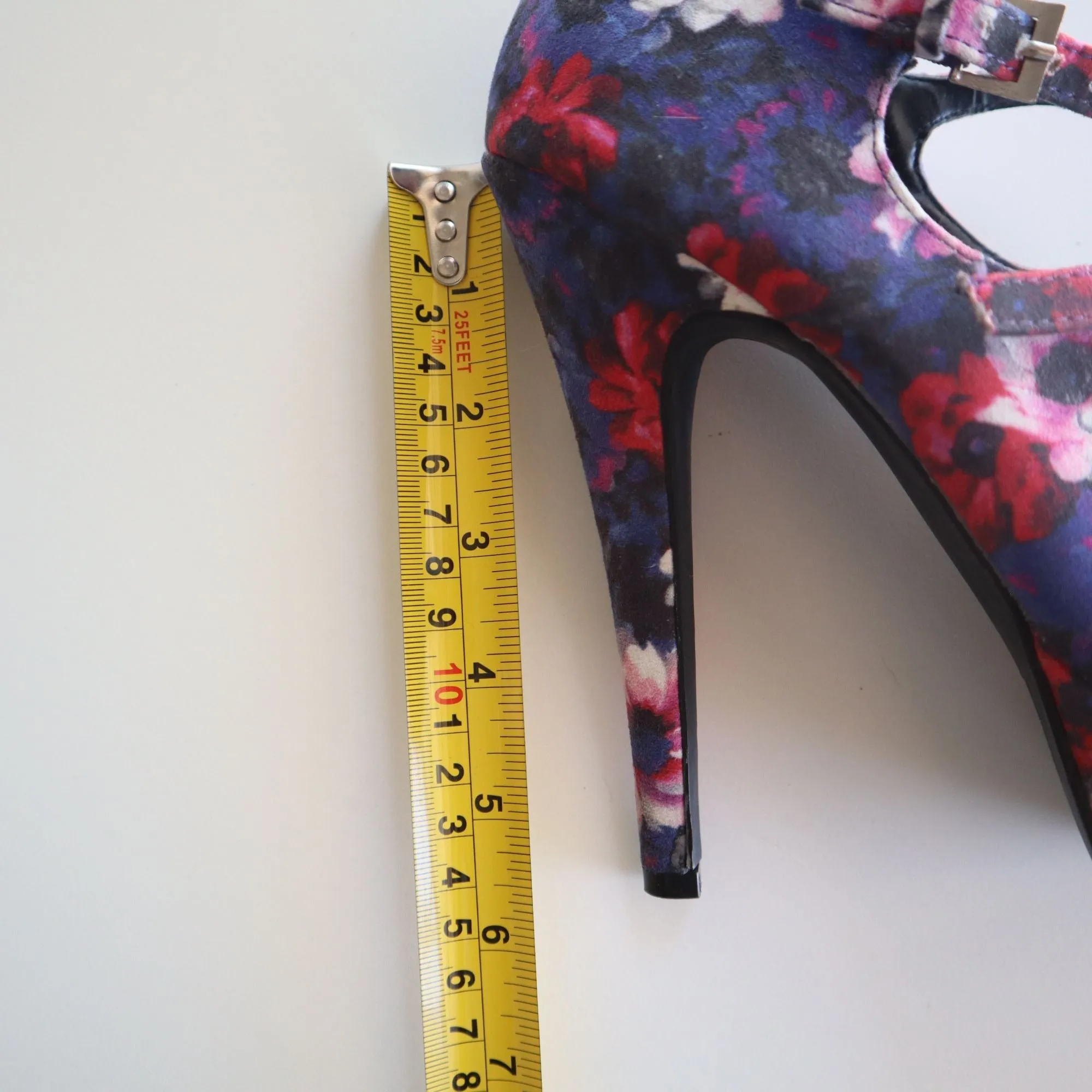 Floral Platform Stilettos With Double Straps By Qupid Women's Size 7