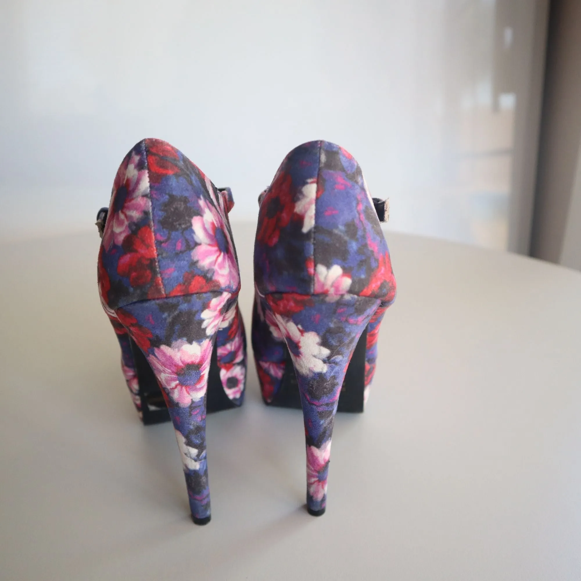 Floral Platform Stilettos With Double Straps By Qupid Women's Size 7