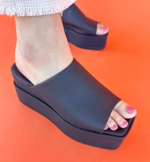 KARLIE BLACK WEDGE