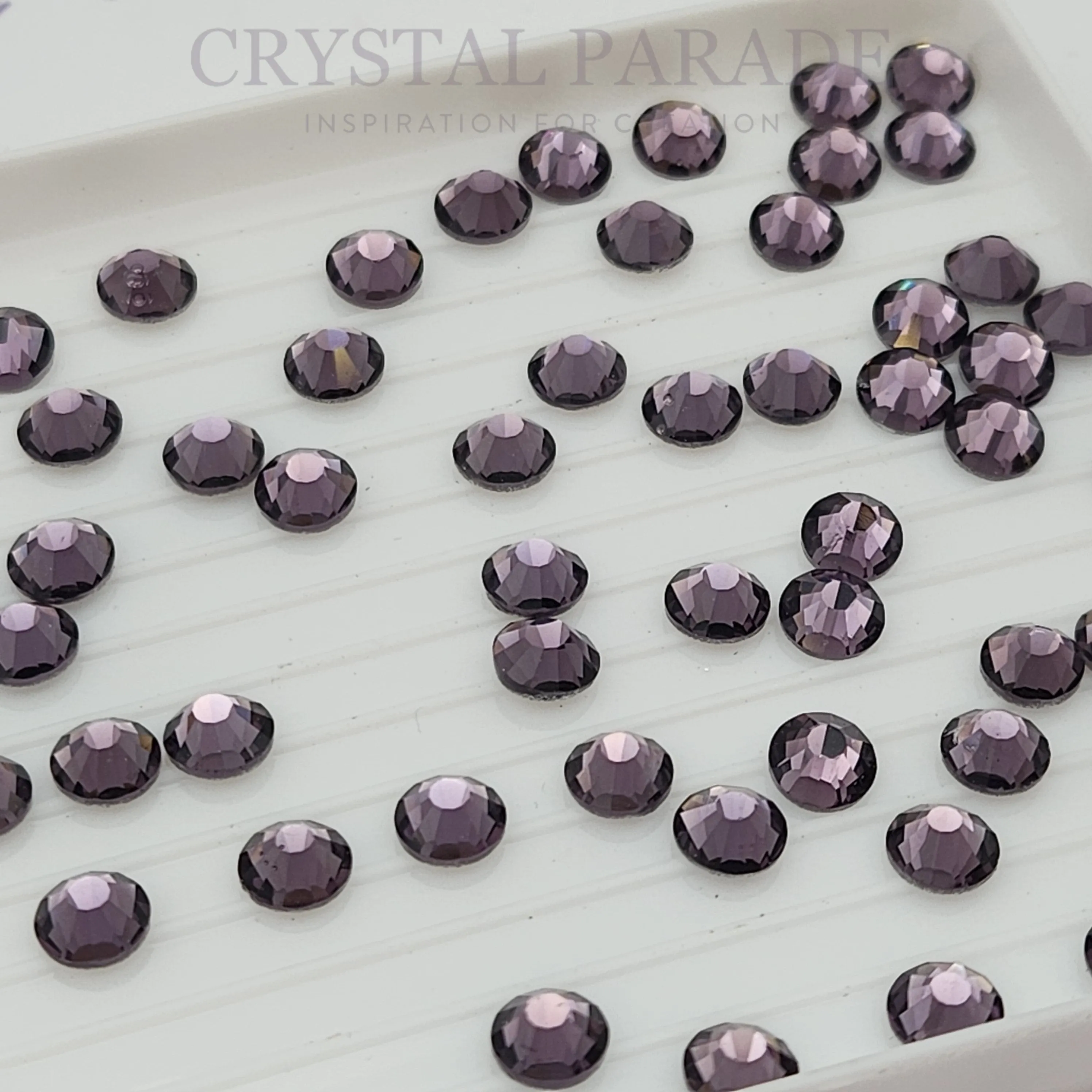 Luna Non Hotfix Rhinestones - Tanzanite
