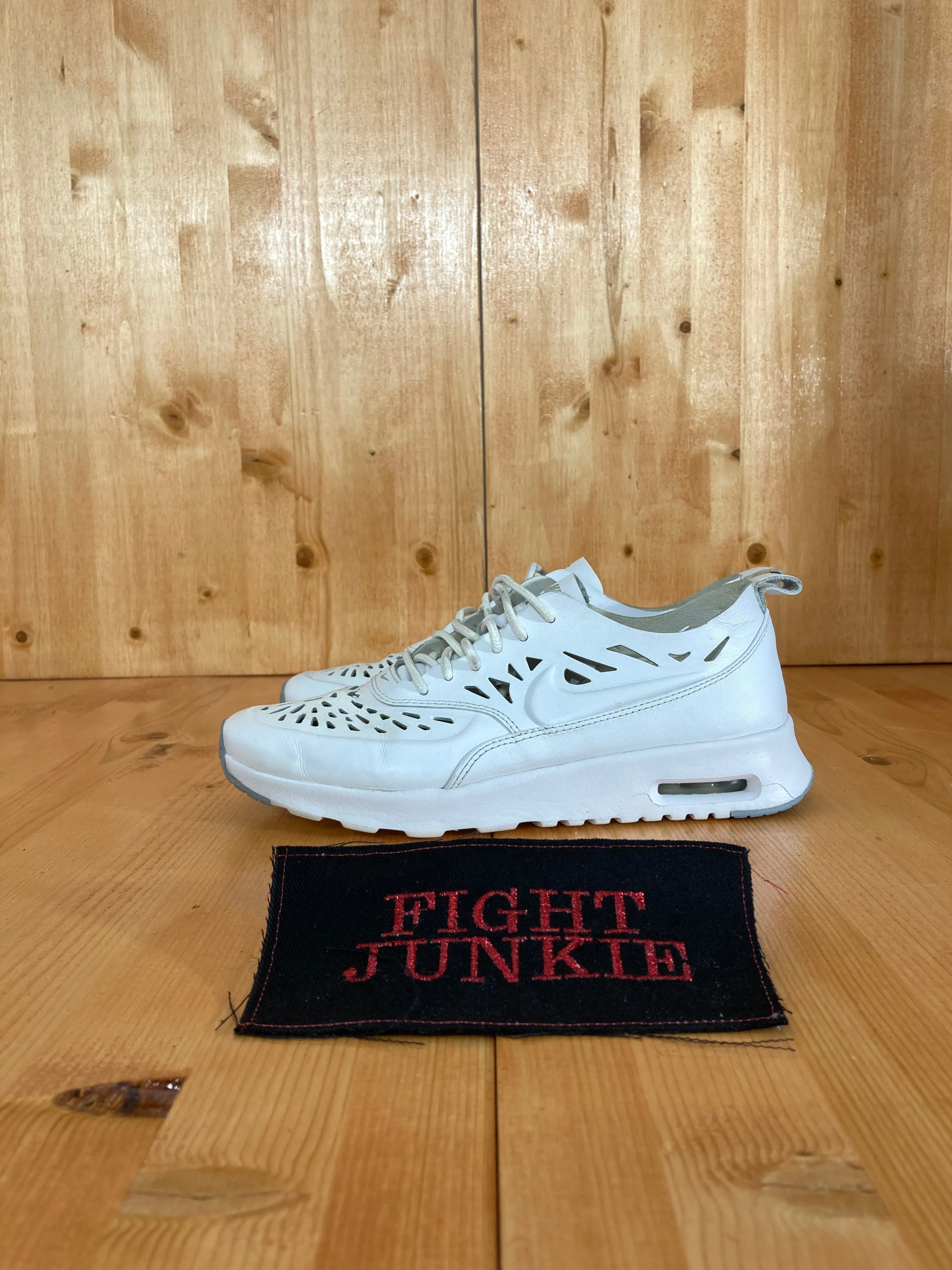 NIKE AIR MAX THEA JOLI Womens Size 7.5 Leather Shoes Sneakers