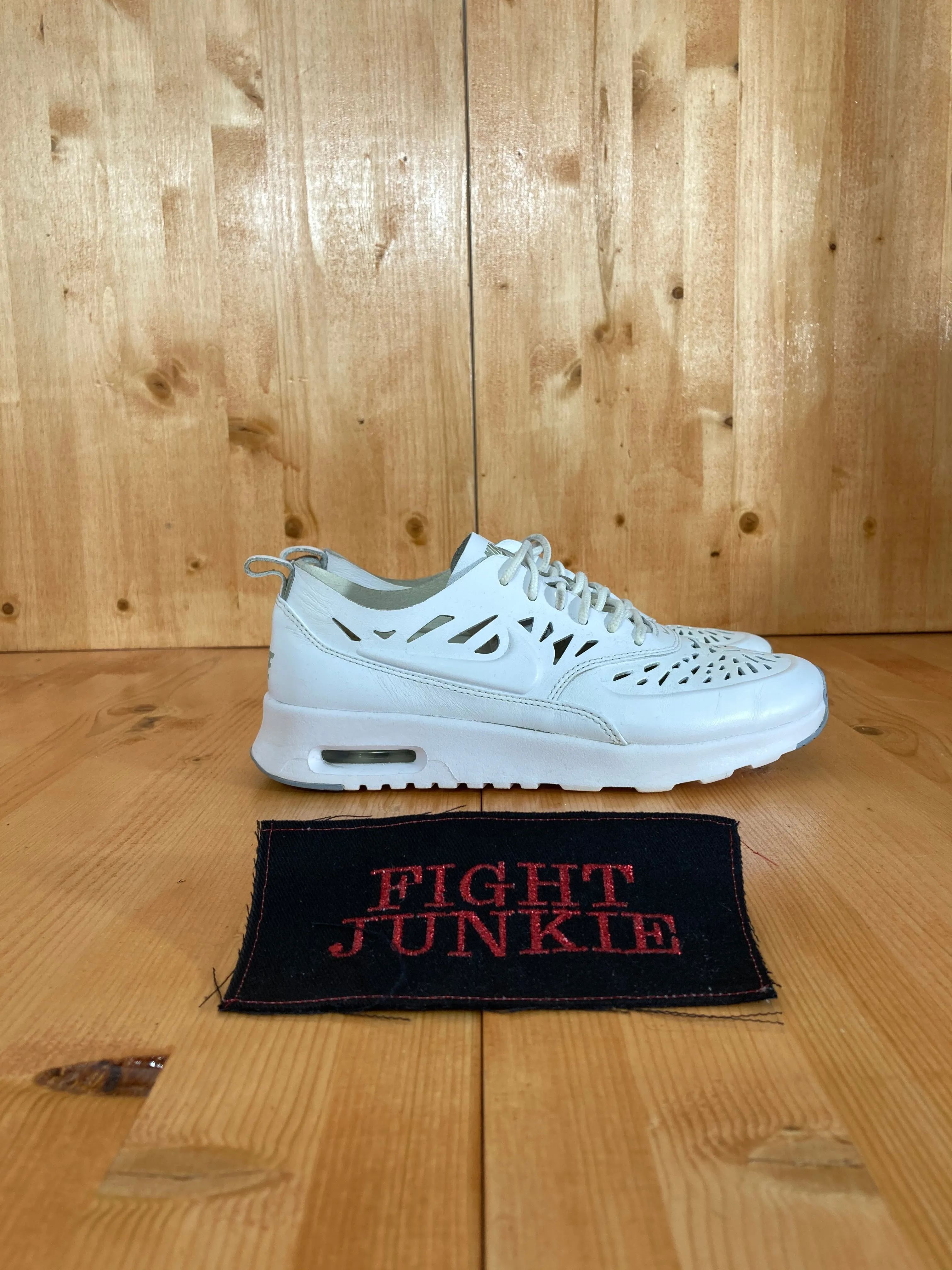 NIKE AIR MAX THEA JOLI Womens Size 7.5 Leather Shoes Sneakers