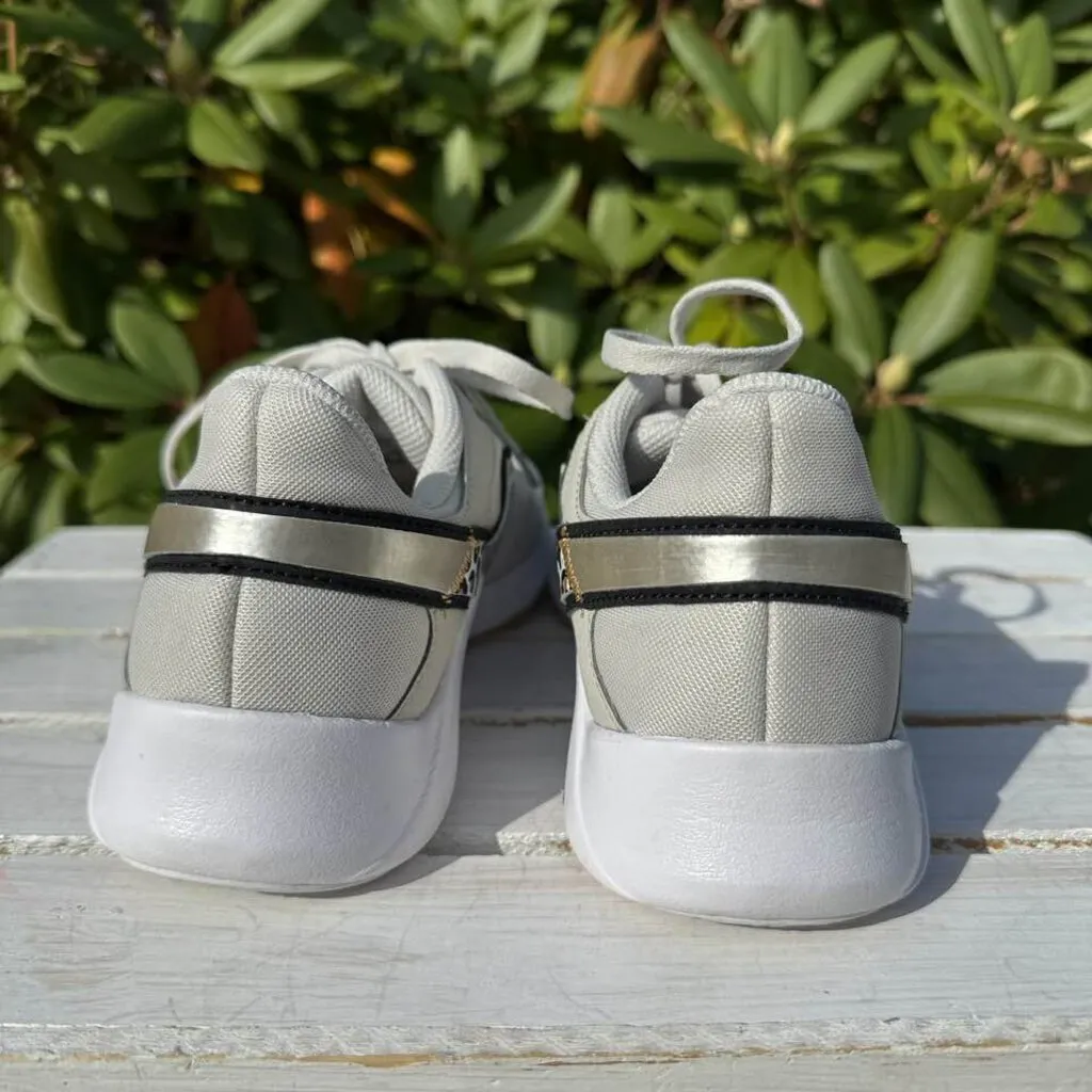 Nike Legend Essential 2 Premium Training Sneakers - Size 7