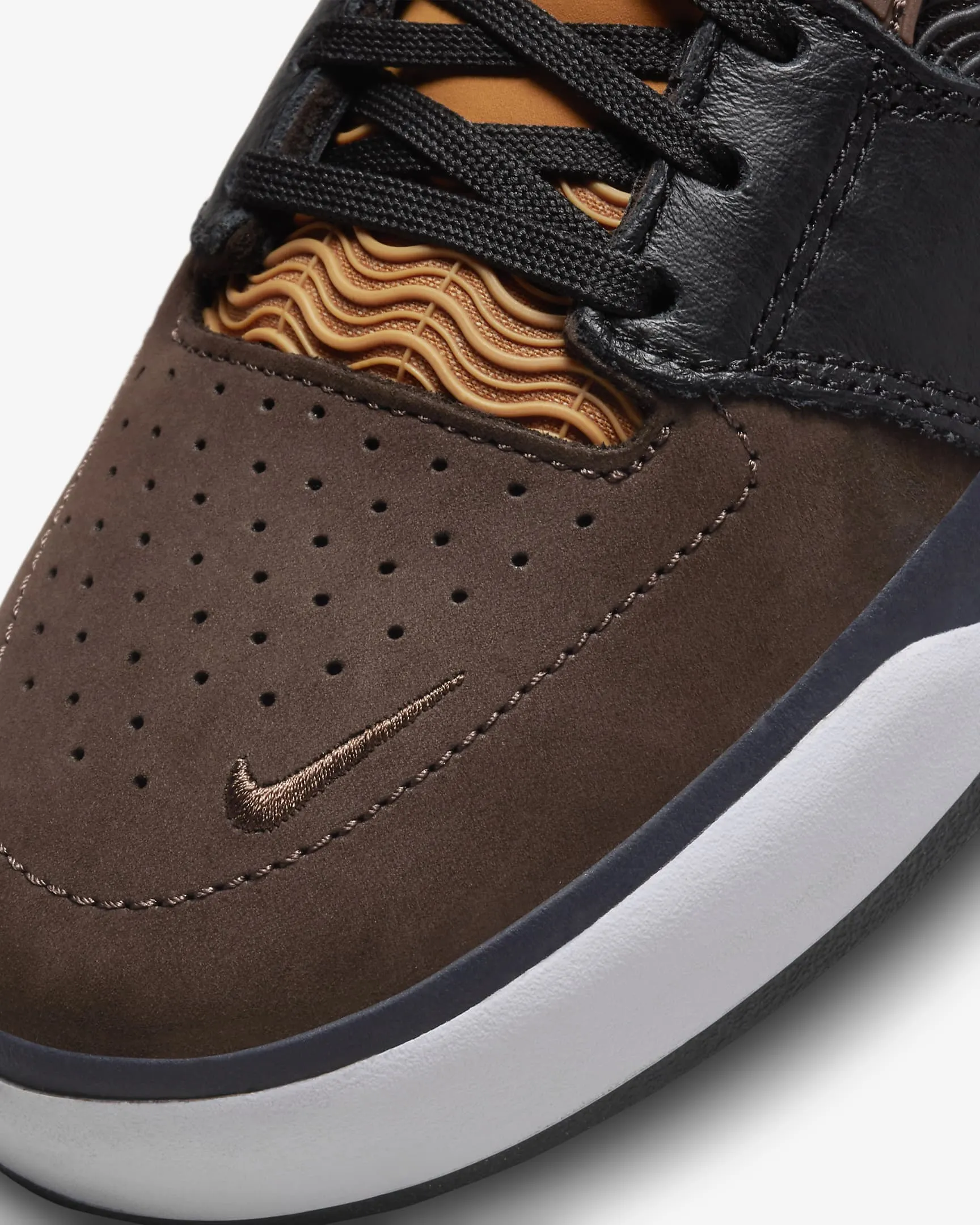Nike SB Ishod PRM