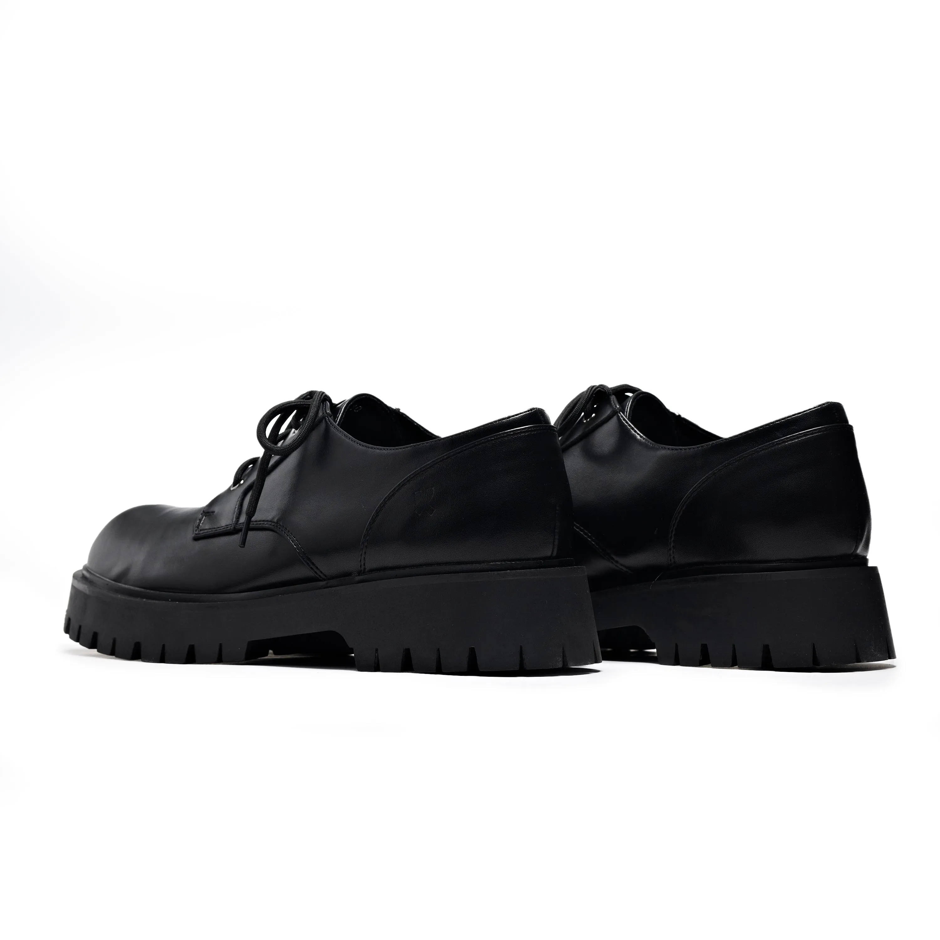 Pinemoon Men's Black Lace Up Shoes-Size 11-Clearance