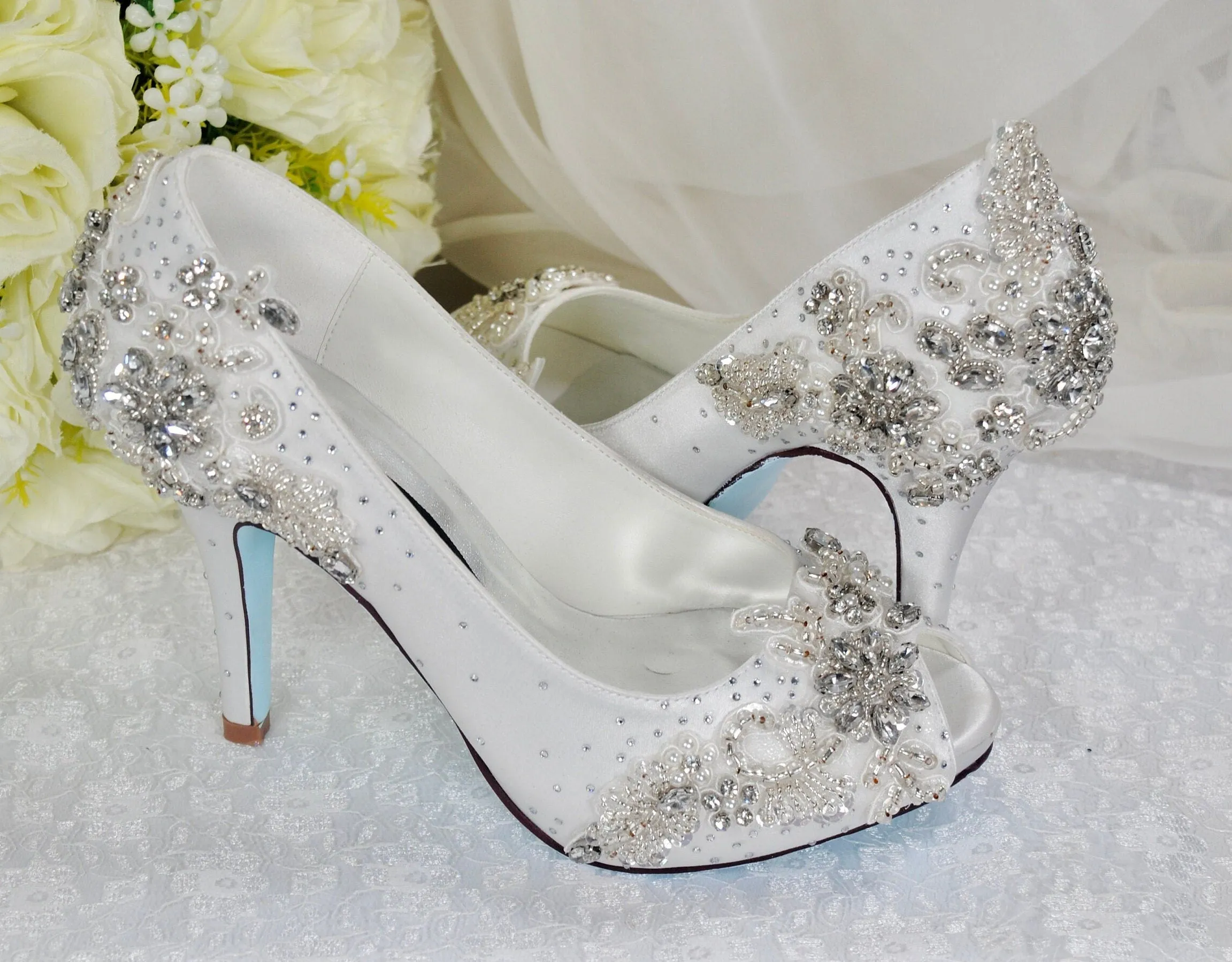 Sparkling Bridal Shoes, Crystal Embellished 'Cinderella' Wedding Shoes Size UK4/US6.5