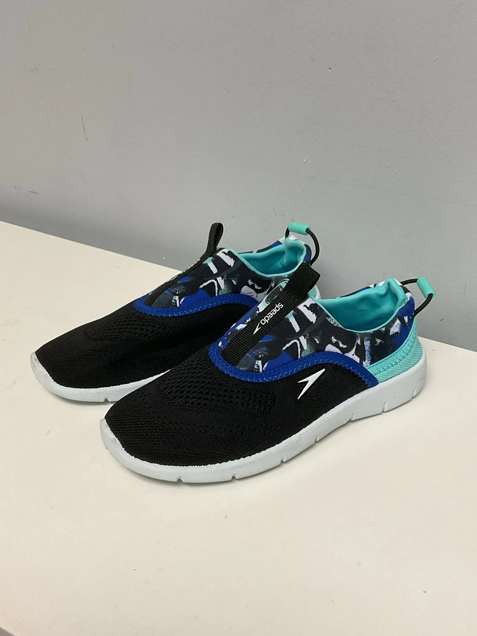 Speedo Child Shoe Size 11 Black & Blue Shoes