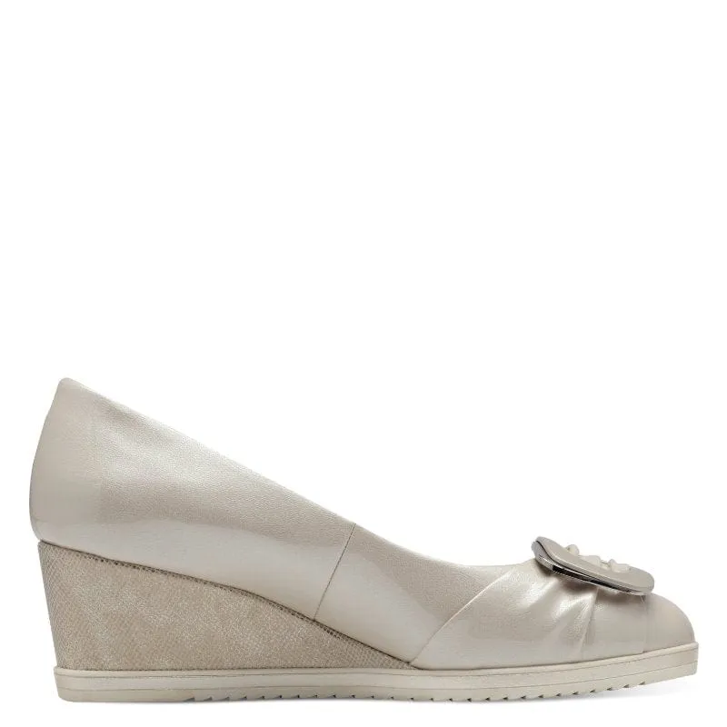 Tamaris Womens Beige Wedge Shoe 1-22323-44
