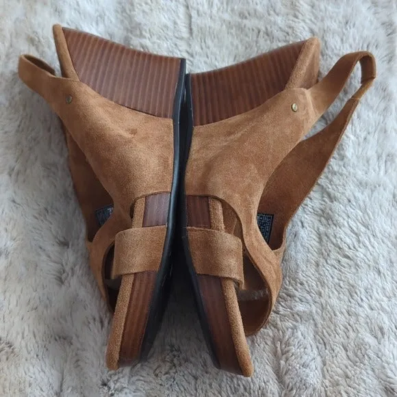 UGG Light Brown Hazel Suede Leather Slingback Open Toe Wedge Sandals Size 9