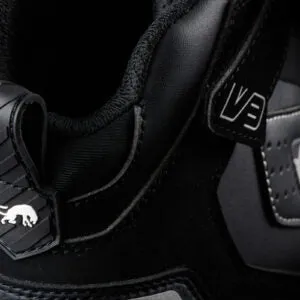 V3 Shoes
