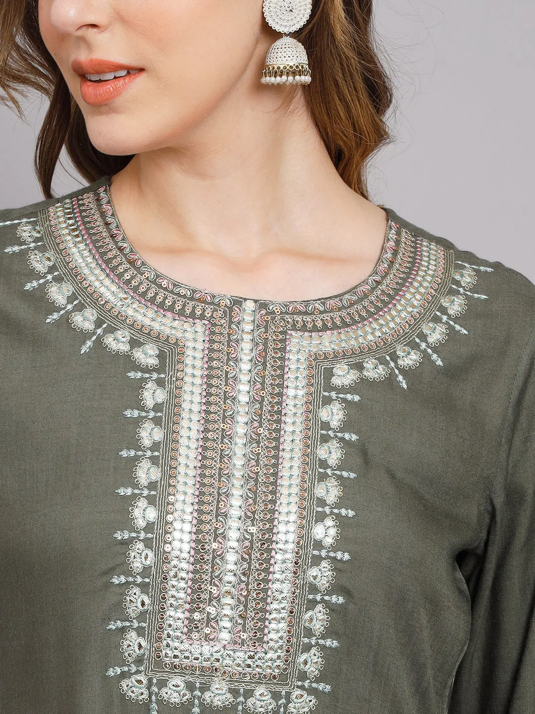 Women's Dark Green Rayon Straight Ethnic Sets