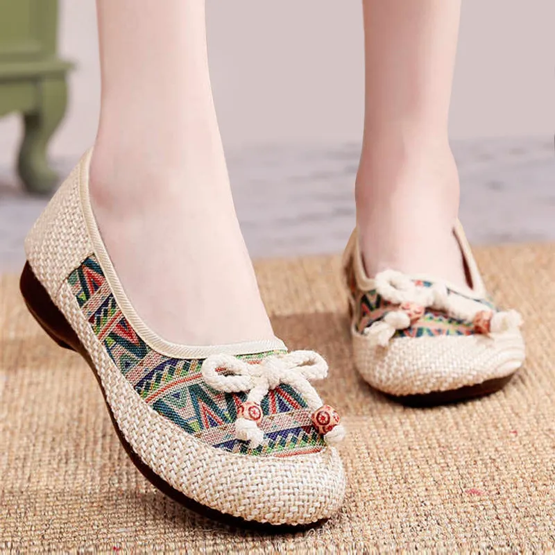 Women's Ethnic Style Embroidered Antique Soft Bottom For Canvas Shoes