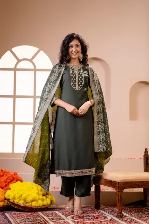 Women's Rayon Rama Green Straight Kurta Palazzo and Dupatta Set