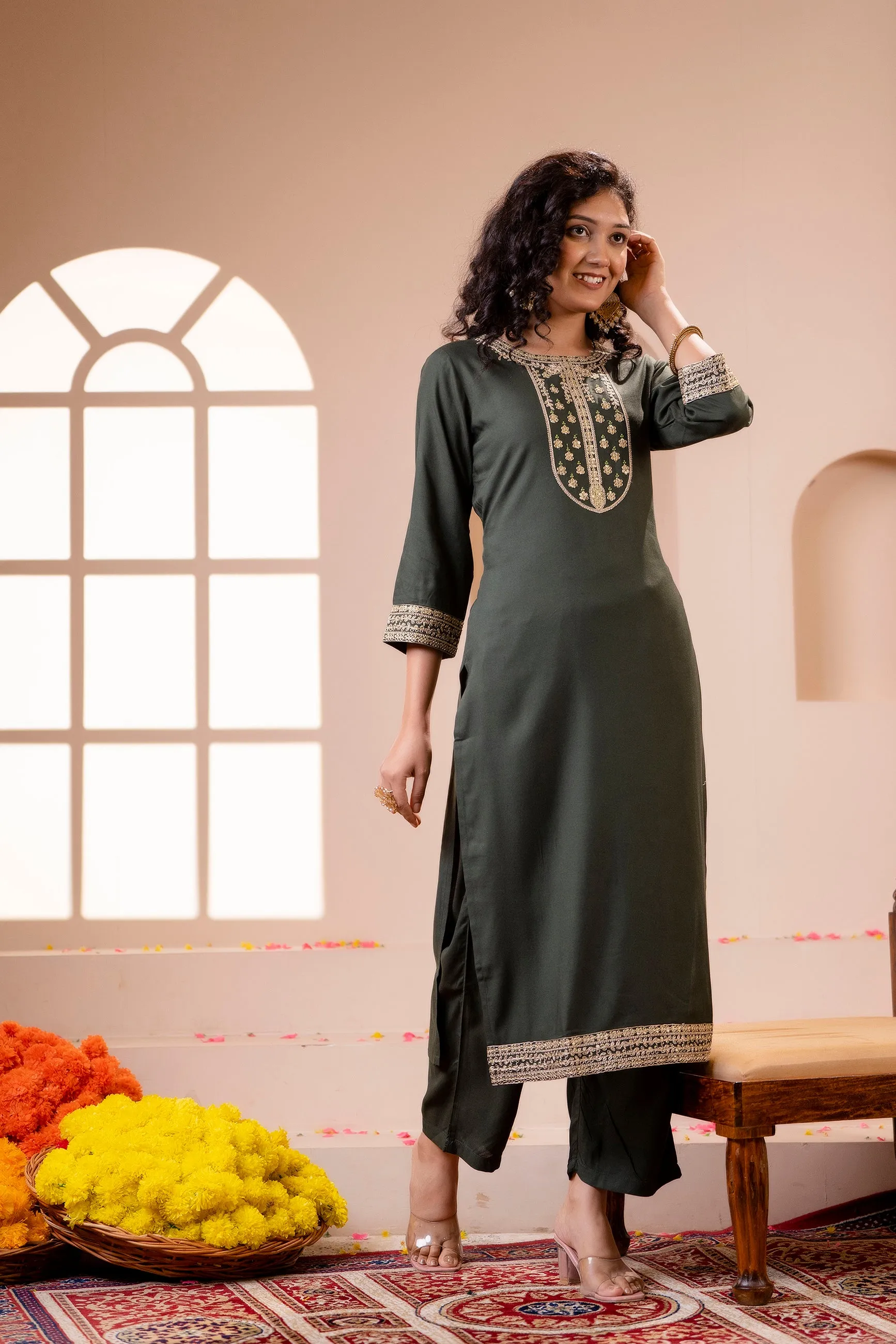 Women's Rayon Rama Green Straight Kurta Palazzo and Dupatta Set